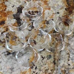 Clear Acrylic Napkin Rings- 8